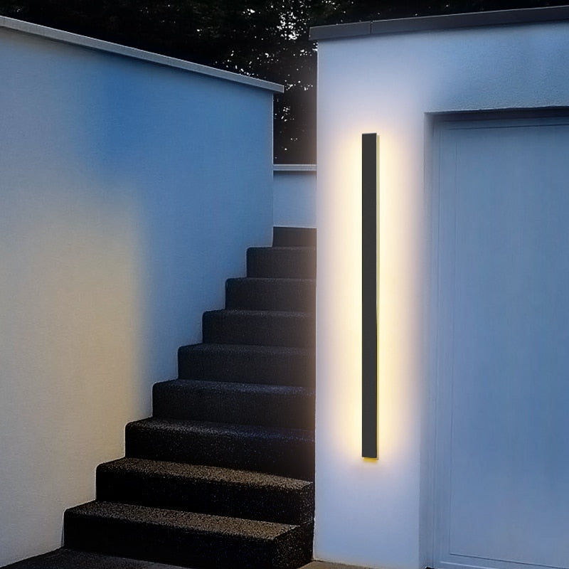 Black Aluminium LED Outdoor Wall Light