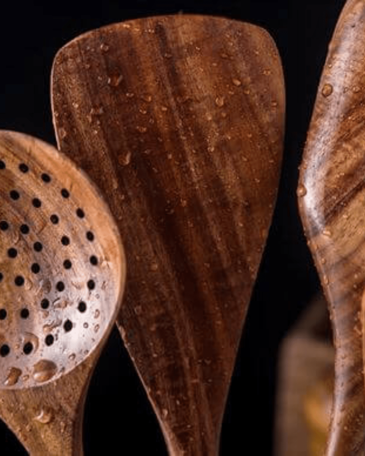 Stylish Teak Kitchen Utensil Collection