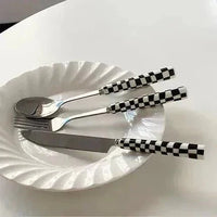 Black cutlery set