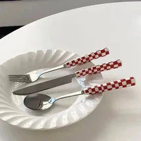 Red cutlery set