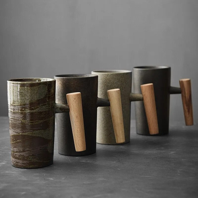 Vintage-Style Ceramic Mug – Rustic Drinkware for Beverages