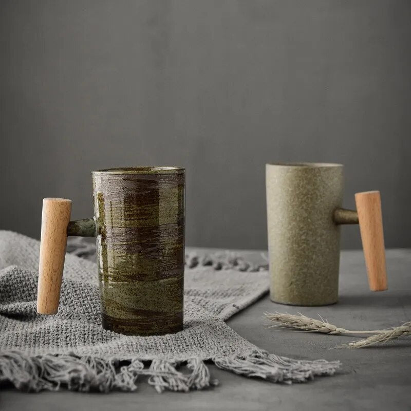 Vintage-Style Ceramic Mug – Rustic Drinkware for Beverages