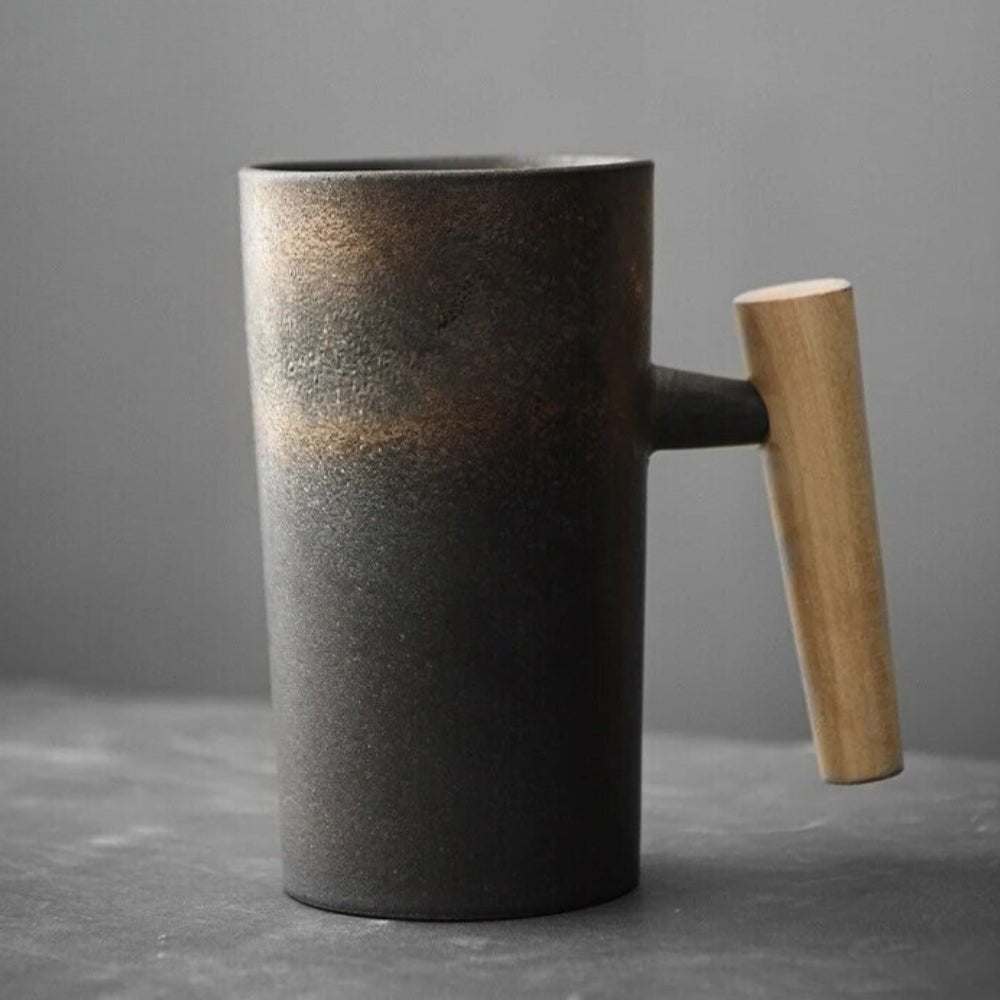 Vintage-Style Ceramic Mug – Rustic Drinkware for Beverages