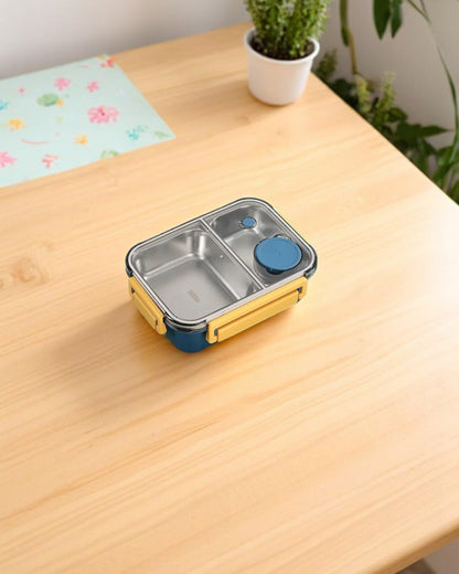 Insulated Lunchbox for On-the-Go – Stylish and Functional Design