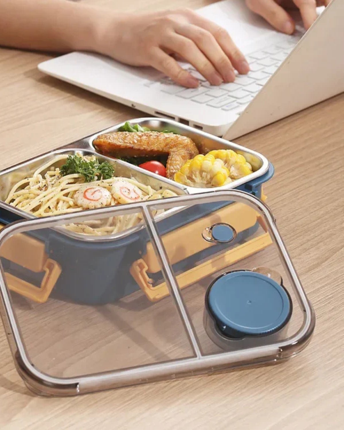 Insulated Lunchbox for On-the-Go – Stylish and Functional Design