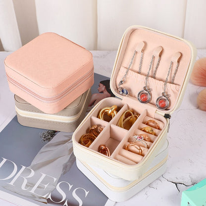 Compact Jewelry Travel Case with Secure Zipper and Padded Storage