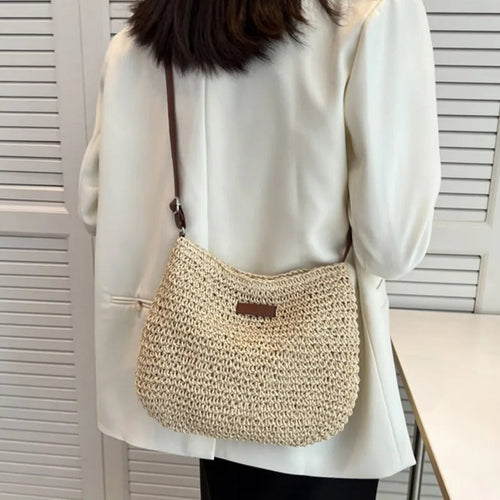 Isabelle Women's Handbag – Practical Size with Minimalist Style