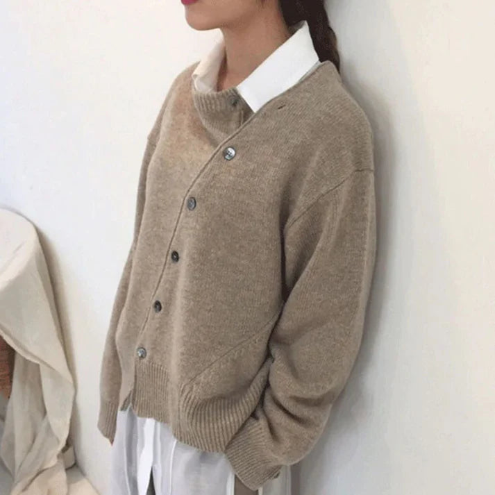 Comfortable Waistcoat with Playful Button Placket