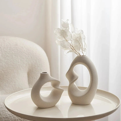 Abstract Ceramic Vase Set – Stylish Decor for Contemporary Interiors