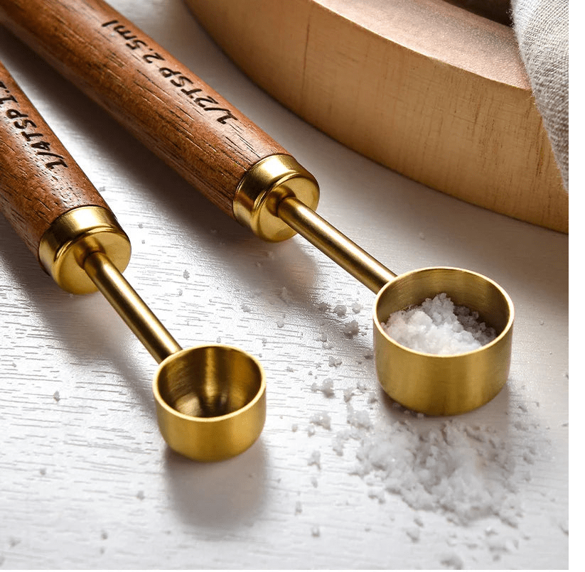 8-Piece Wooden Measuring Set Made of Walnut
