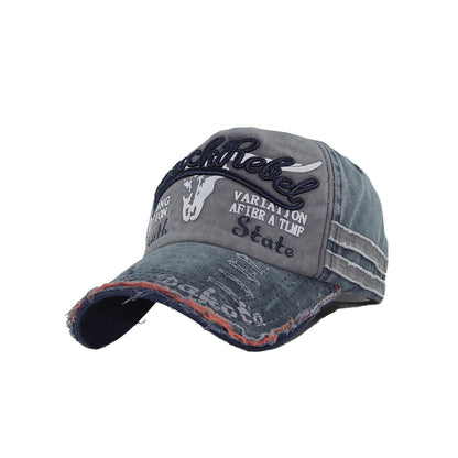 Sunshade Hip Hop Cap with Vintage Embroidery and Snapback Design