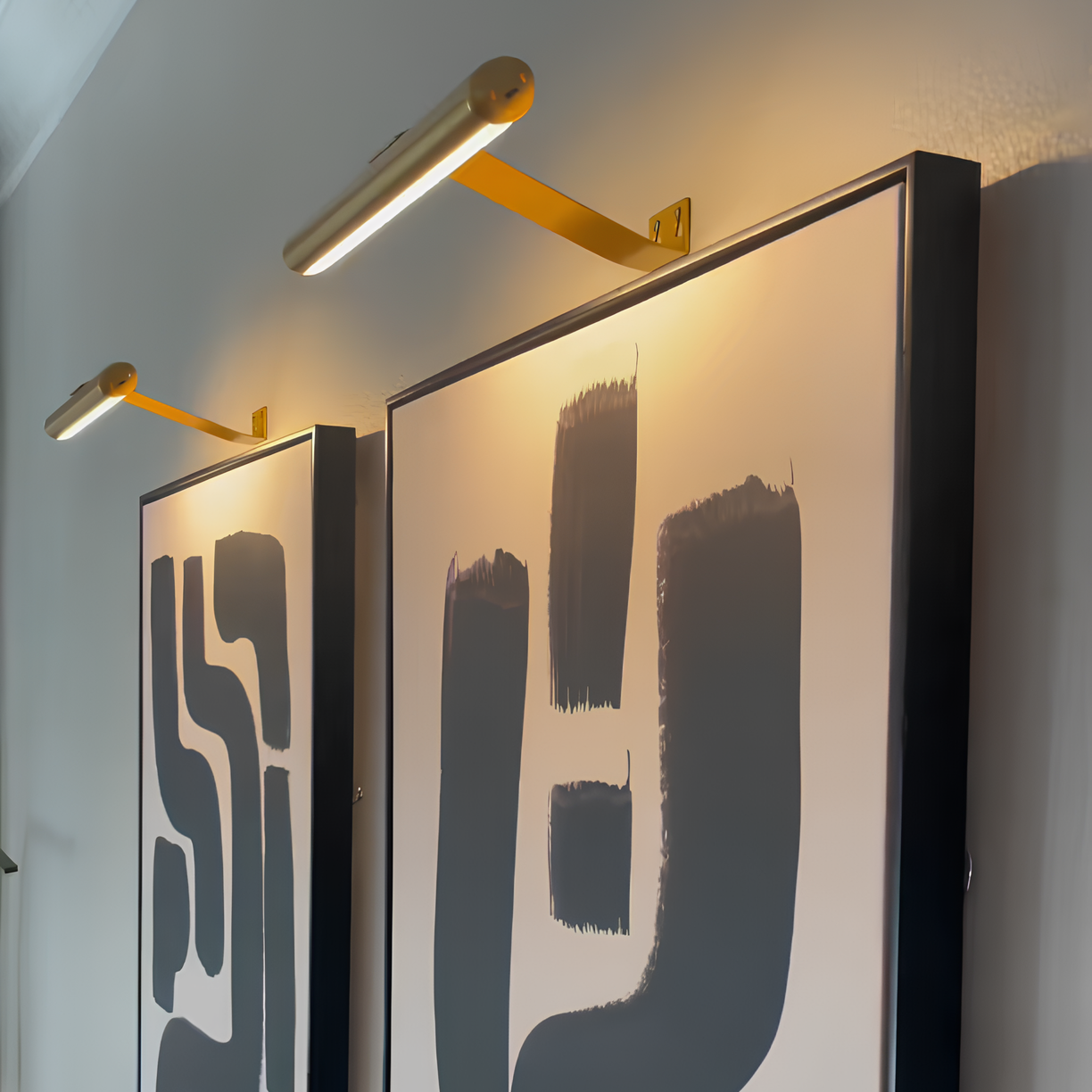 LED Wall Light for Pictures - Adjustable Design