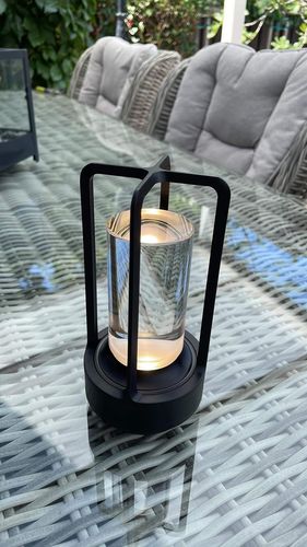 Portable Metal Table Lamp for Stylish Illumination