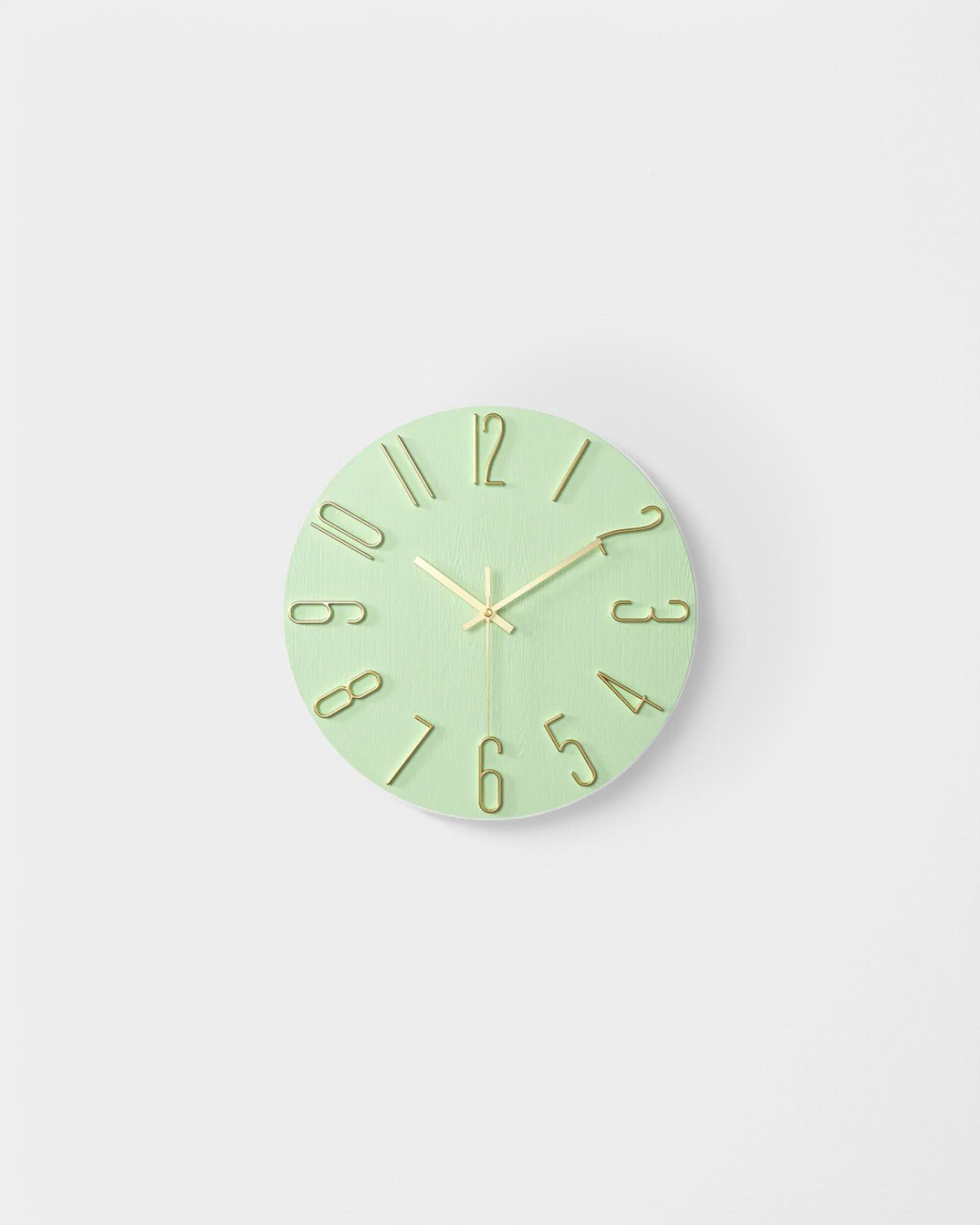 Minimalist Wall Clock – Elegant Design for Home Decor