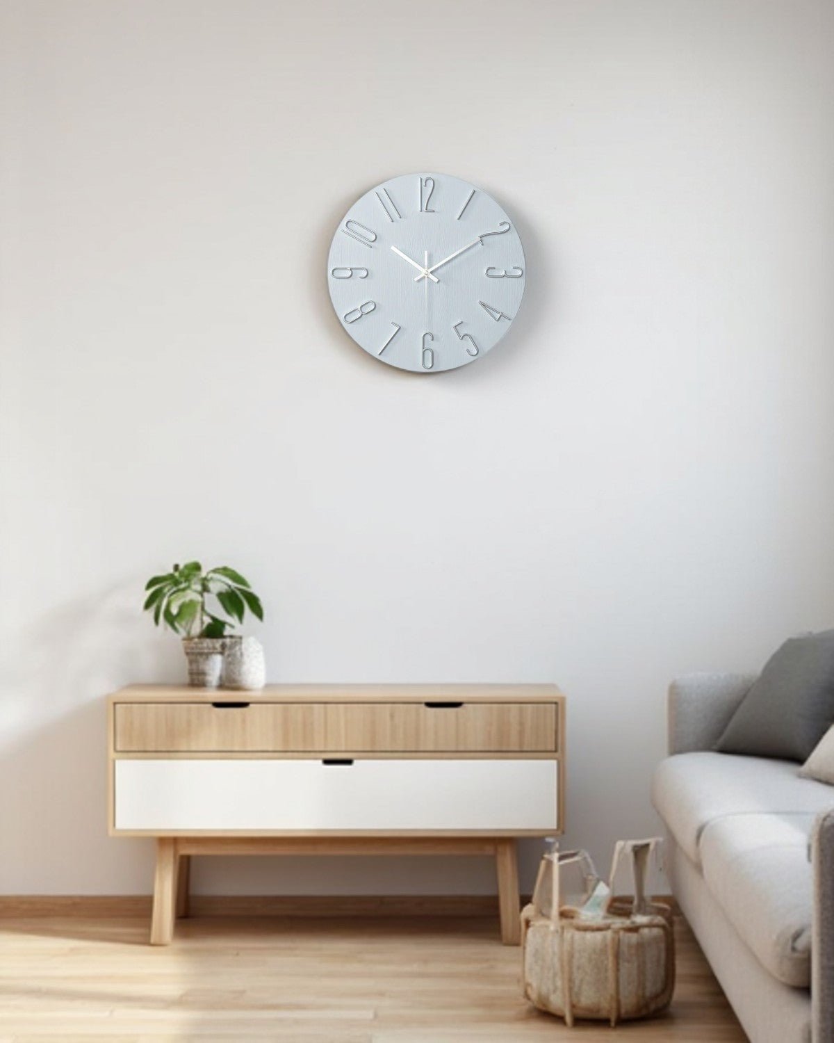 Minimalist Wall Clock – Elegant Design for Home Decor